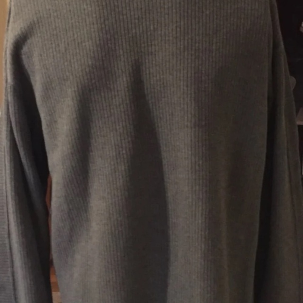 Sonman mans sweater